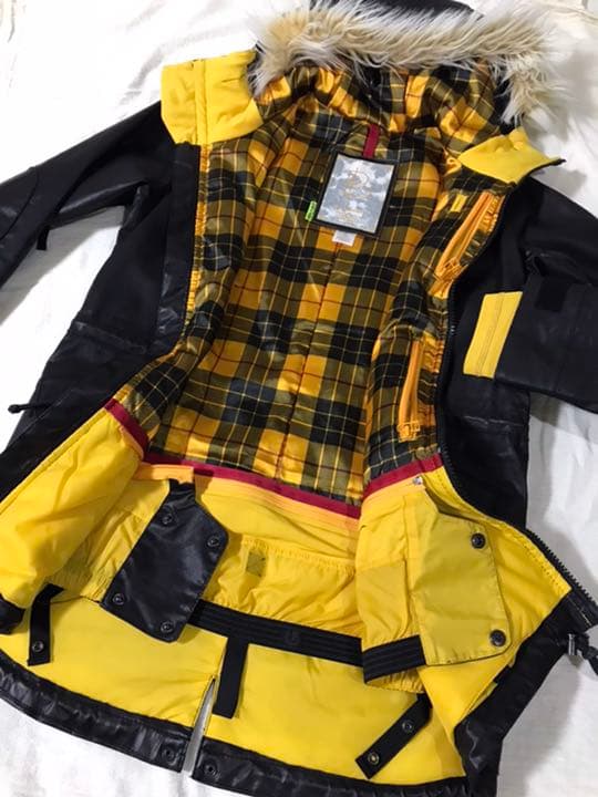 BURTON バートン レディース スノーボードジャケット ファー ブラック
