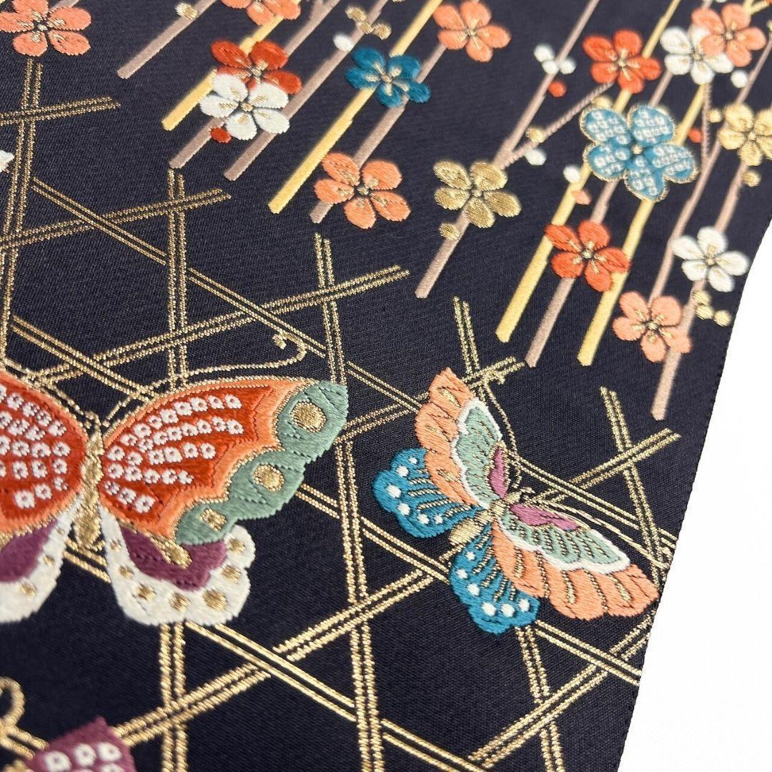 袋帯　能衣彩花段紋　藤の花　笹　蝶模様　籠目　金糸　着物　114b p ms