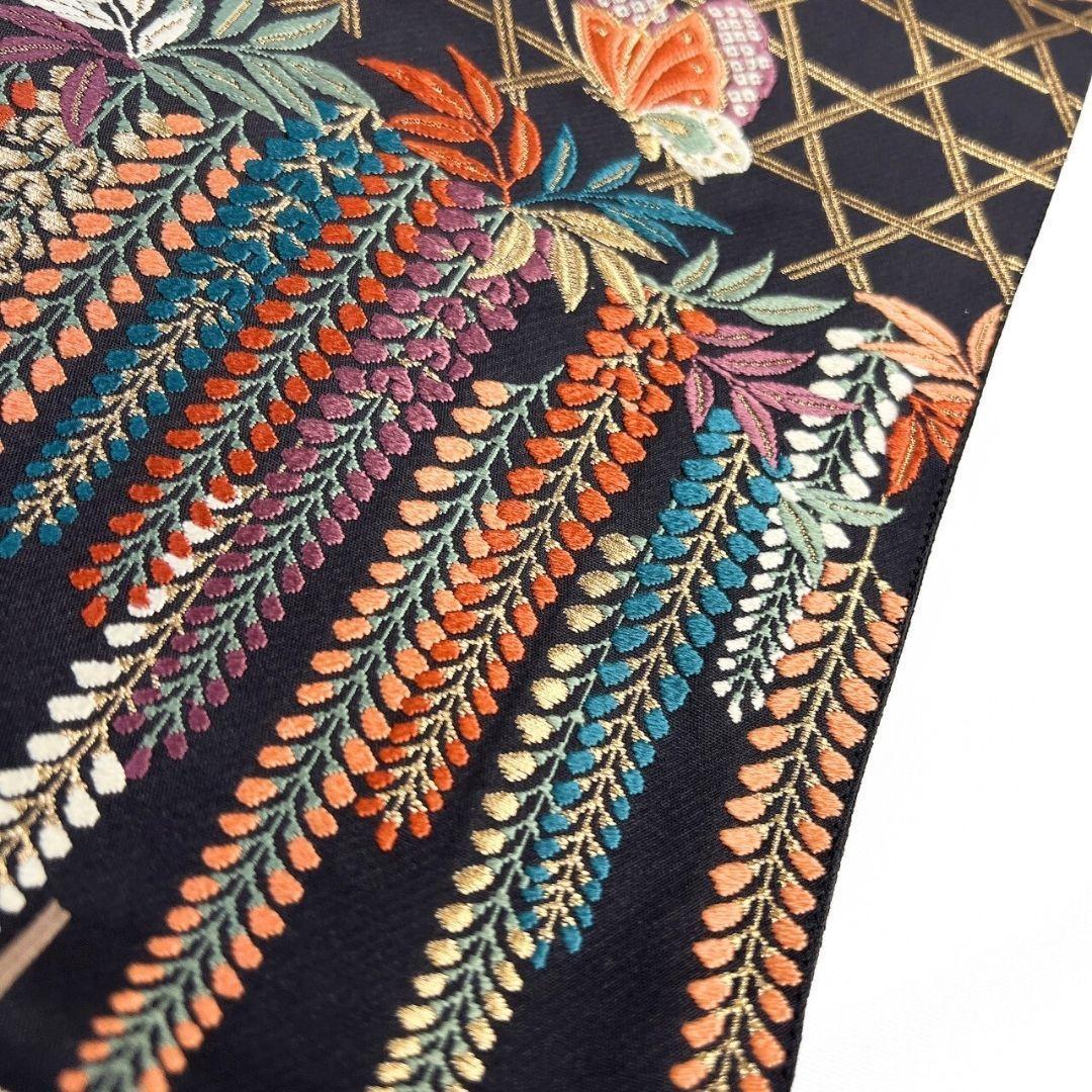 袋帯　能衣彩花段紋　藤の花　笹　蝶模様　籠目　金糸　着物　114b p ms