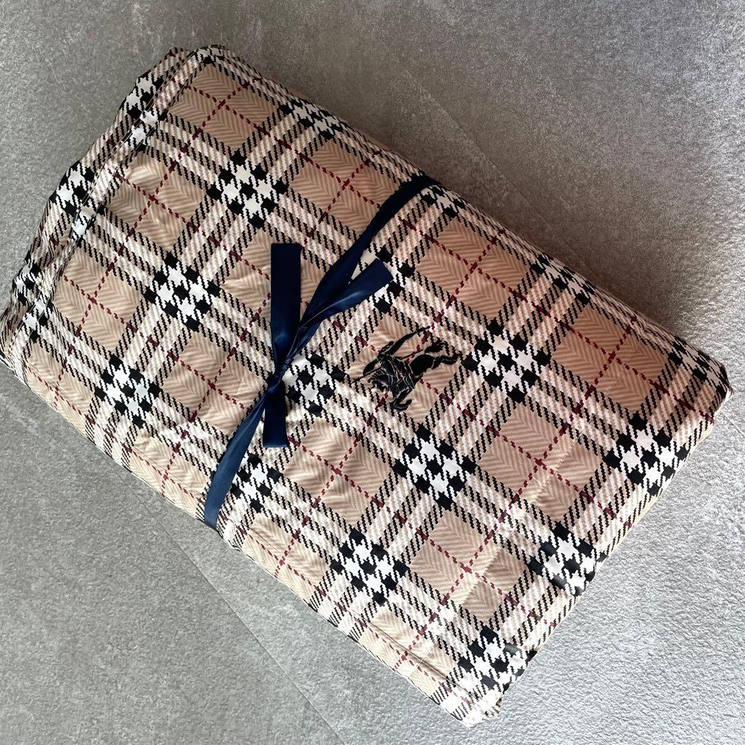 未使用★バーバリーロンドン　ノバチェック　羽毛　肌掛け布団