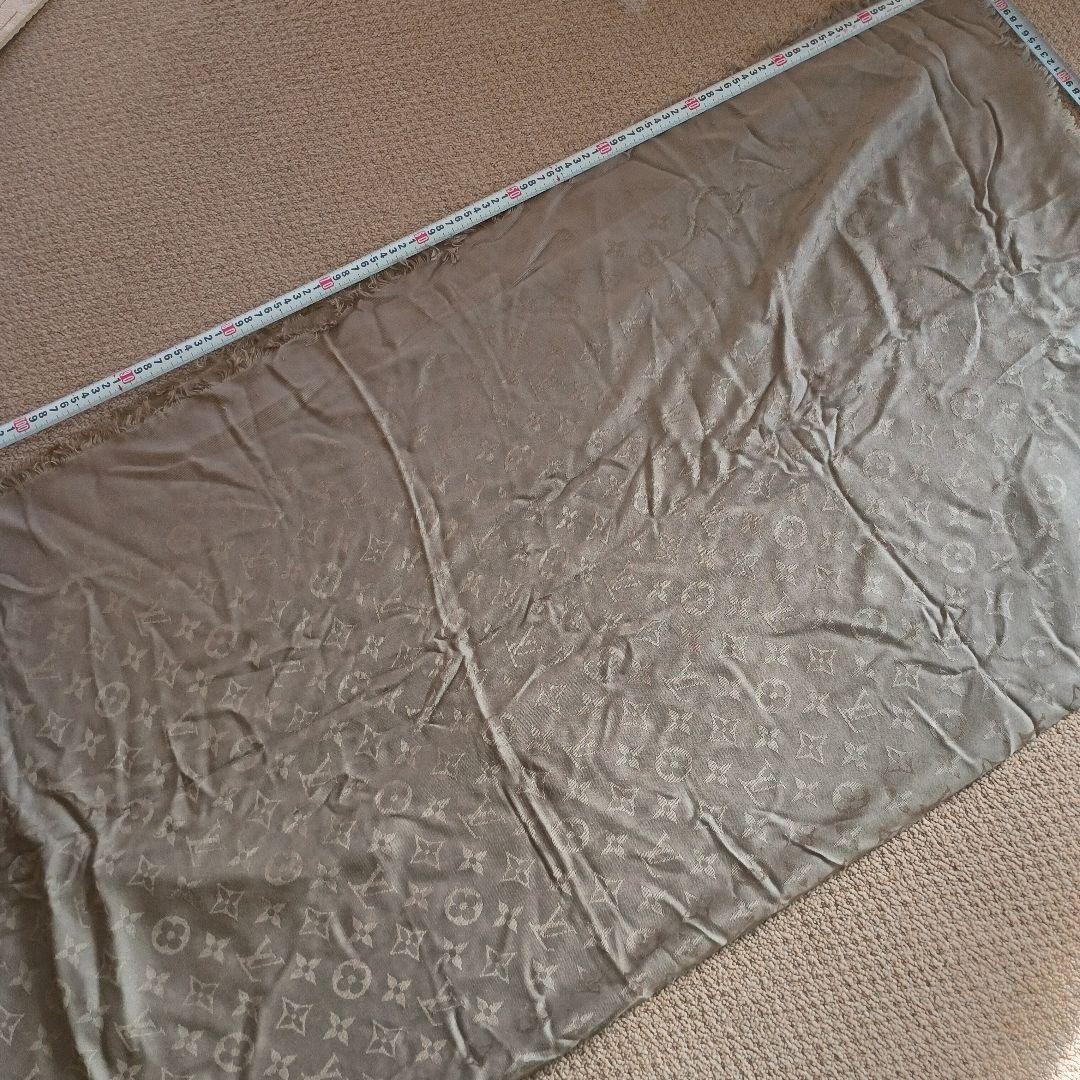 Louis Vuitton ベージュ 大判ストール　タグなし