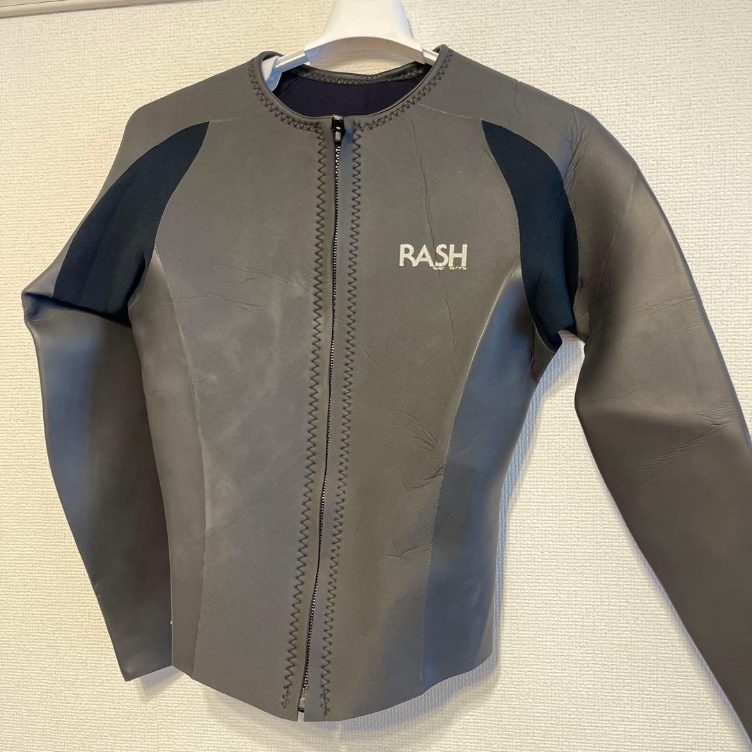 RASH 黒フルジップ タッパー　Lサイズ