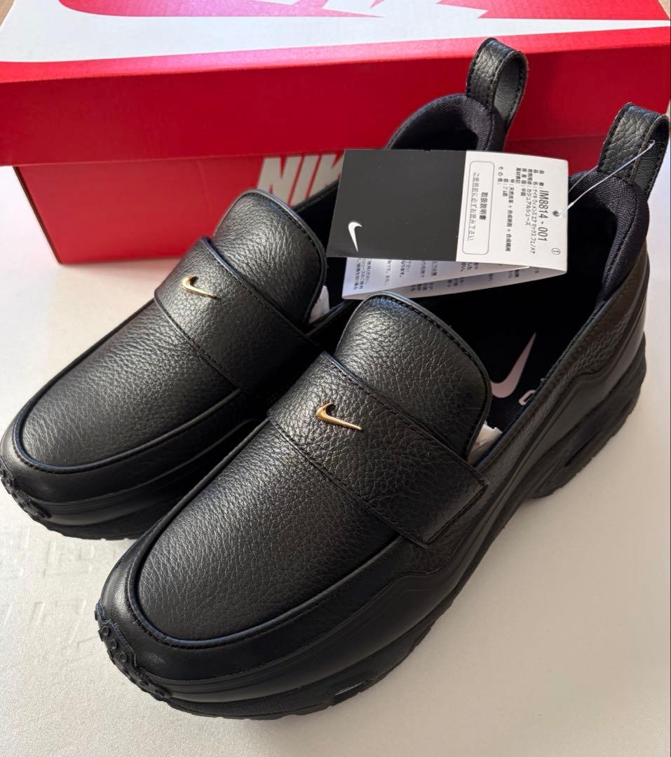 ナイキ　ウィメンズ　エアマックスフェノメナ　ゴールド　24.5cm NIKE