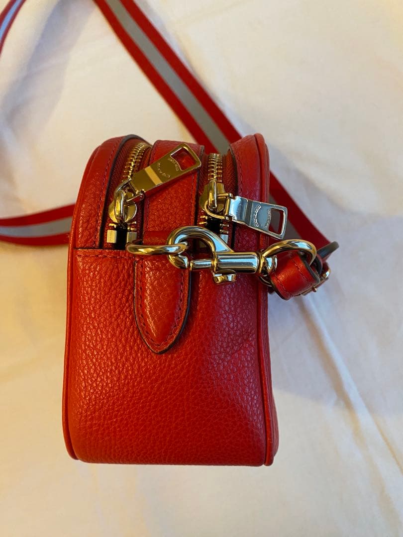 COACH レッド ショルダーバッグ