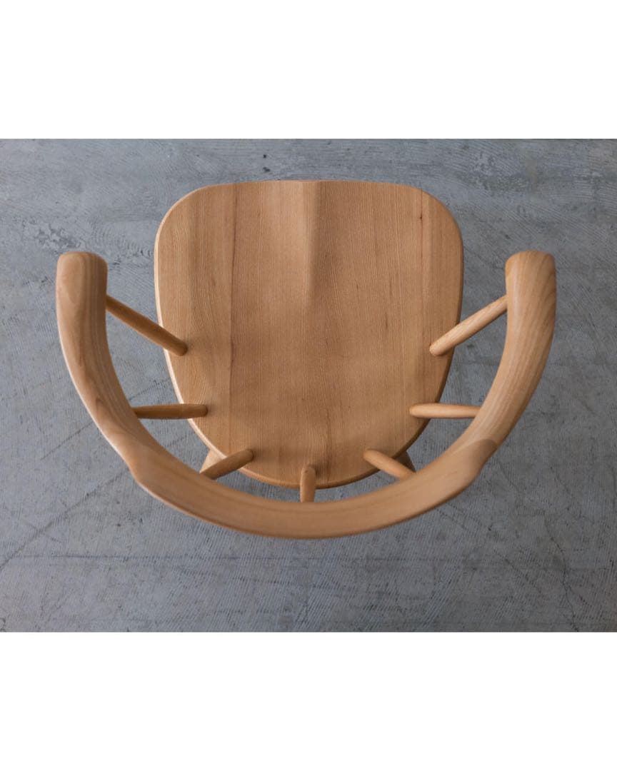 くろ　ウィンザーチェア　回転チェア　アッシュ材