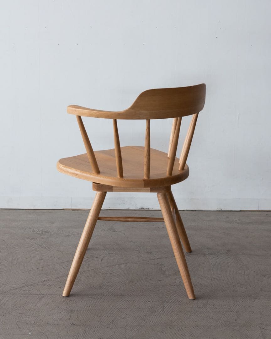 くろ　ウィンザーチェア　回転チェア　アッシュ材