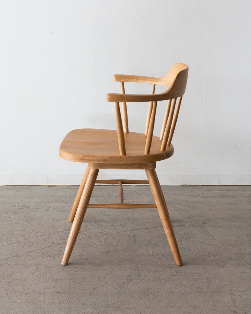 くろ　ウィンザーチェア　回転チェア　アッシュ材