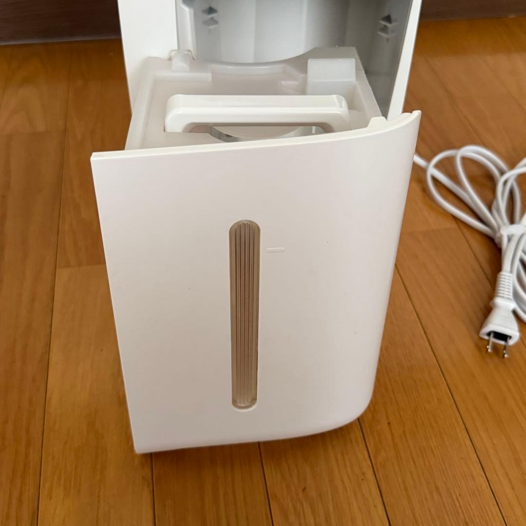 SHARP CV-P71 除湿機 ホワイト　プラズマクラスター7000