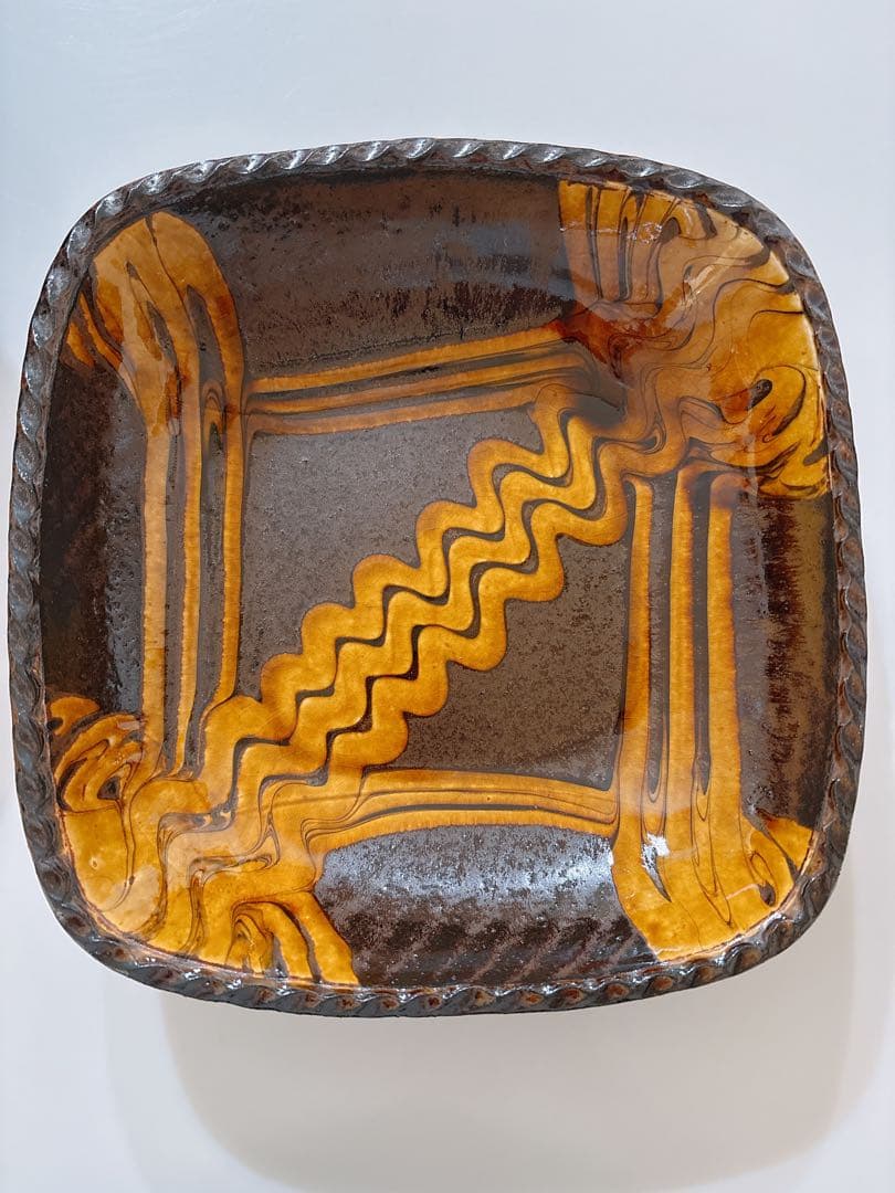 小代焼ふもと窯　井上尚之　スリップ　角鉢　飴