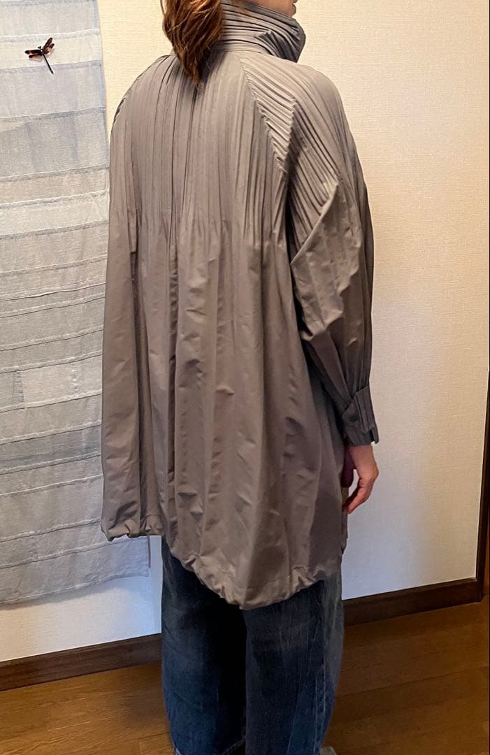 プリーツプリーズ　ロングコート