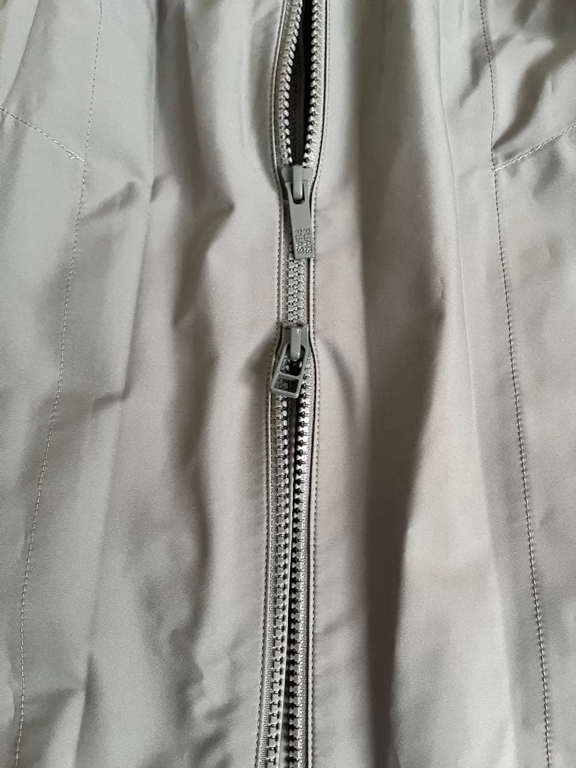 プリーツプリーズ　ロングコート