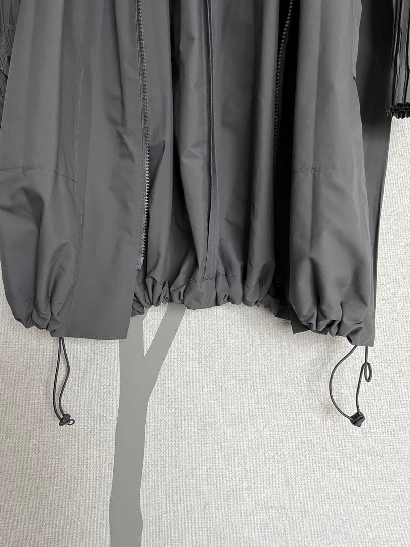 プリーツプリーズ　ロングコート