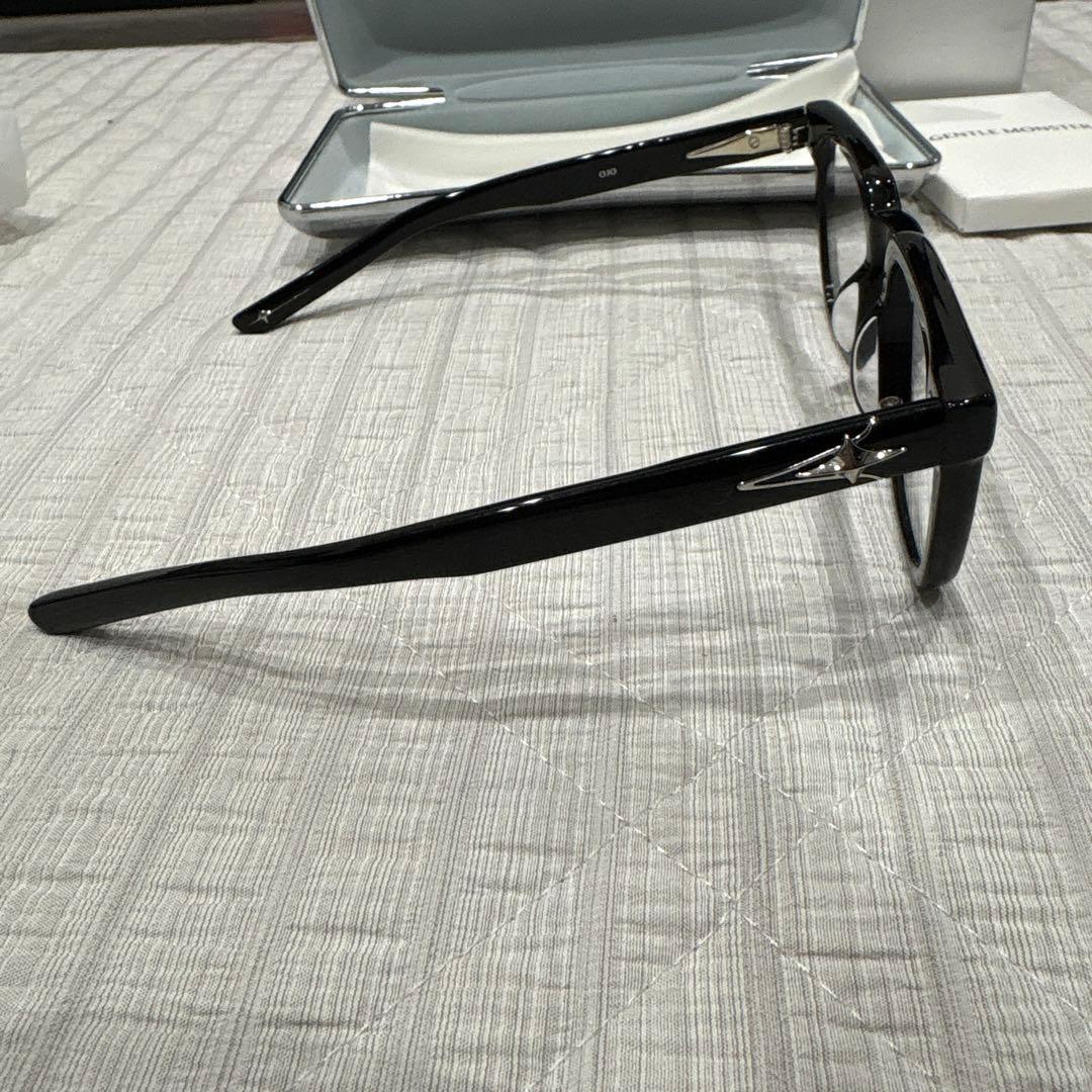 小物 GENTLE MONSTER Ojo01