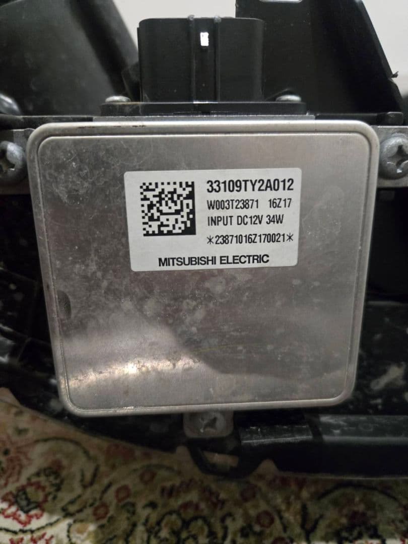 KC2　ホンダ　レジェンド　前期　ヘッドライト　助手席側