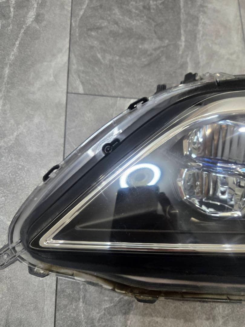 KC2　ホンダ　レジェンド　前期　ヘッドライト　助手席側