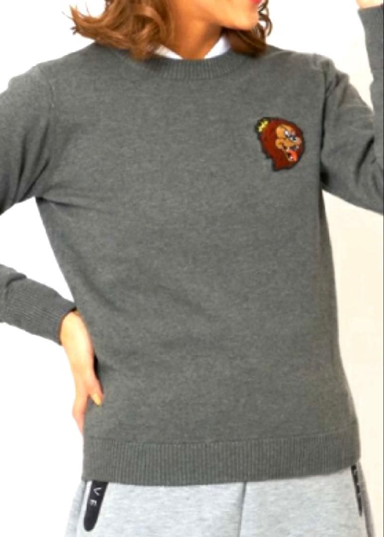 V12 ニット　柔らかなウール生地