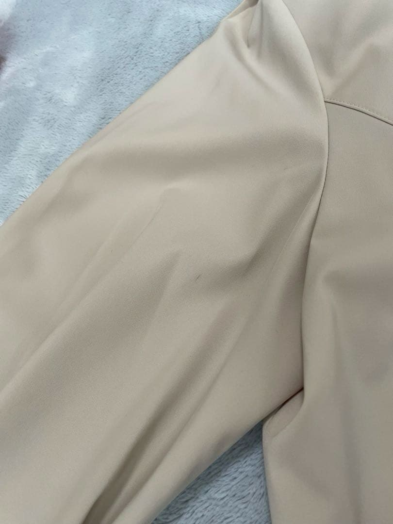 【FOXEY 】フォクシー レイニーコート　フード付き　ベージュ　サイズ42