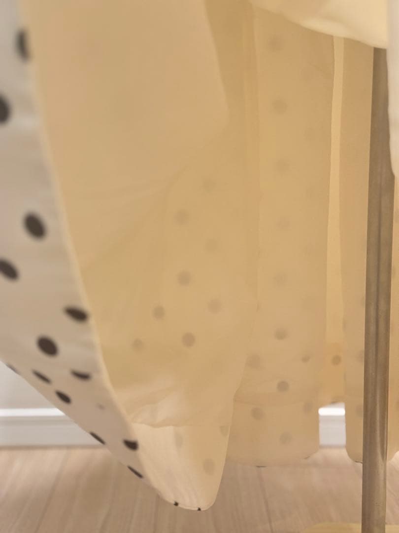 HUONG ホワイト ドット柄 エレガント マキシドレス