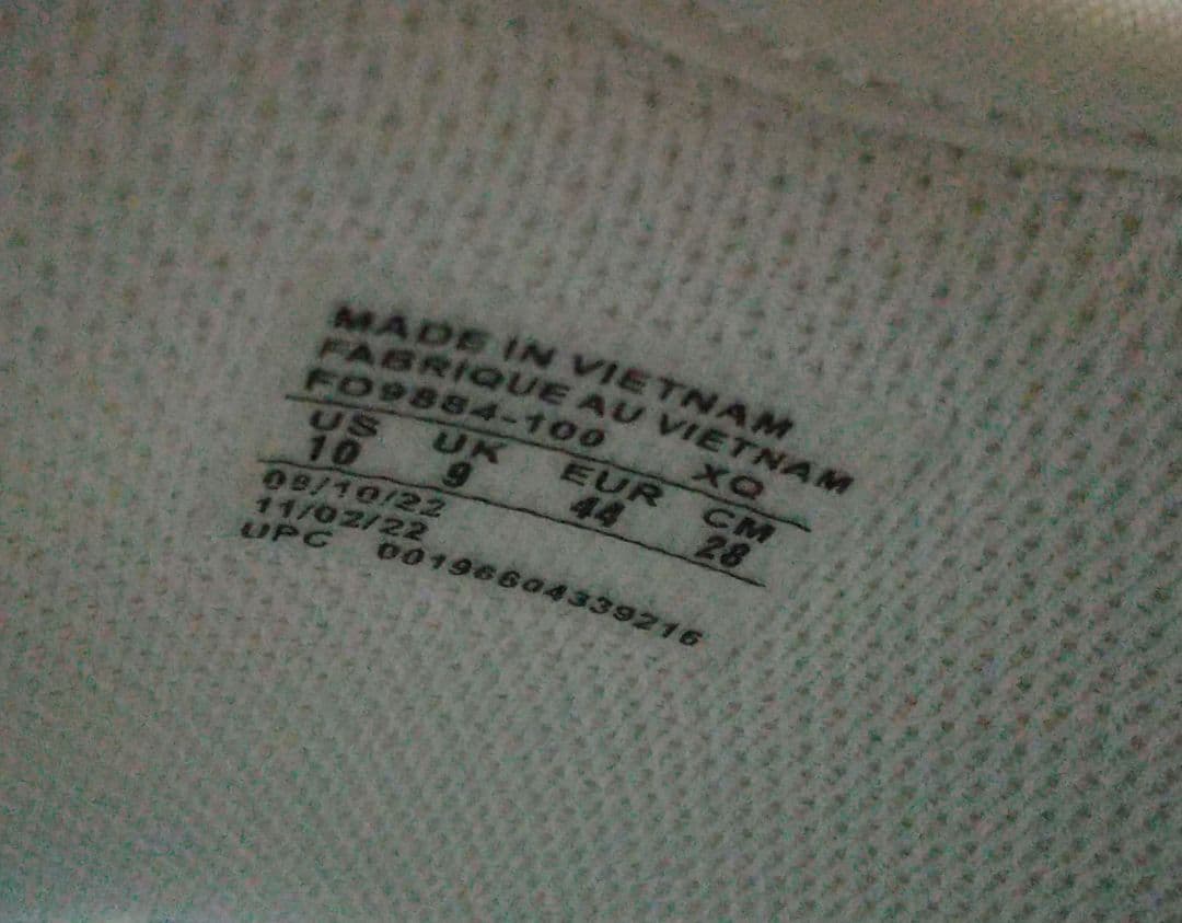 Nike エアクッションスポーツサンダル ホワイト/レッド