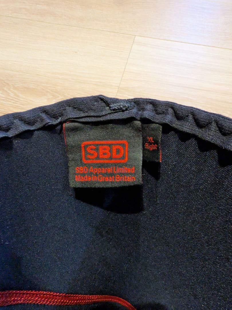 SBD ニースリーブ XL 　美品
