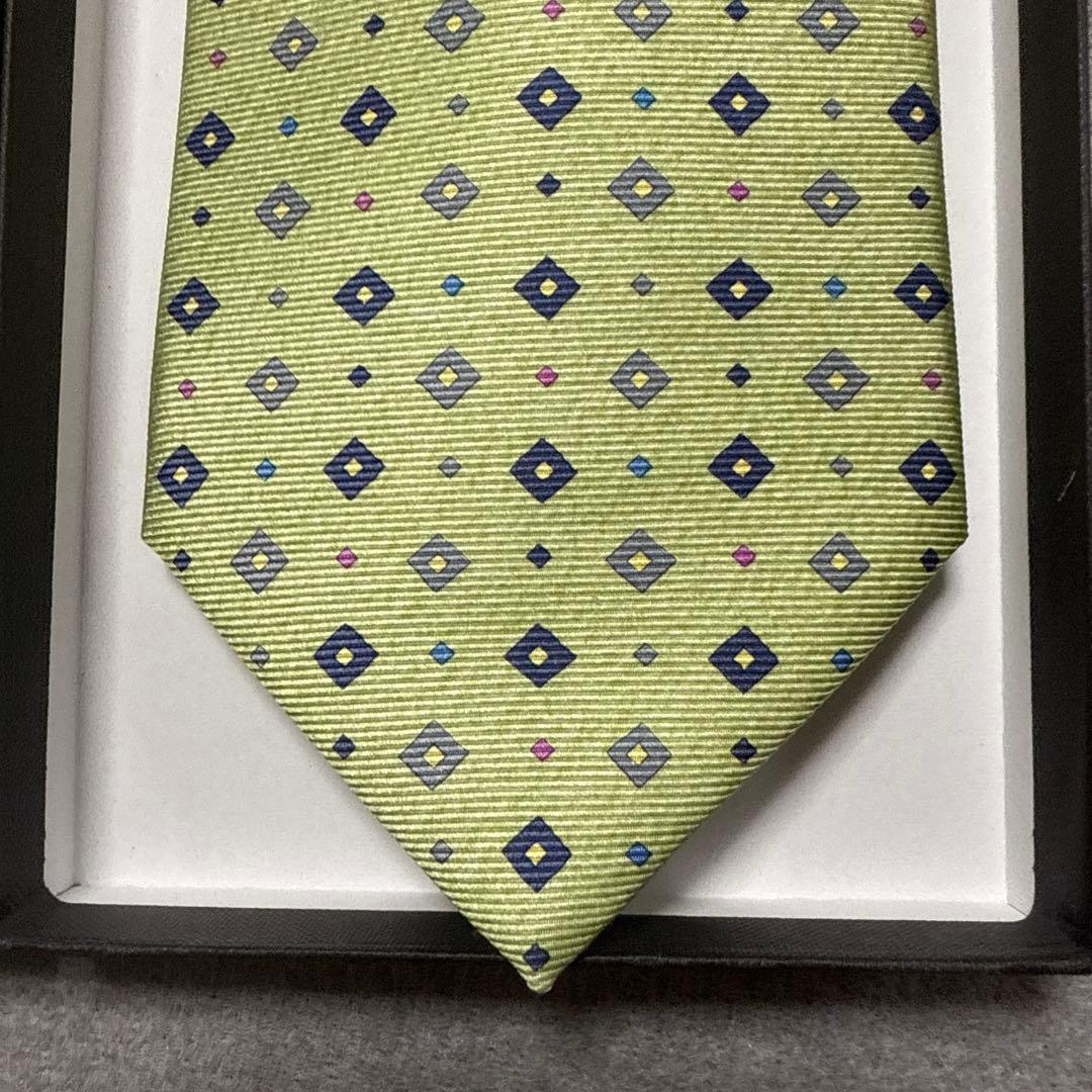極美品　ブルガリ　ネクタイ　緑　ドット　セッテピエゲ