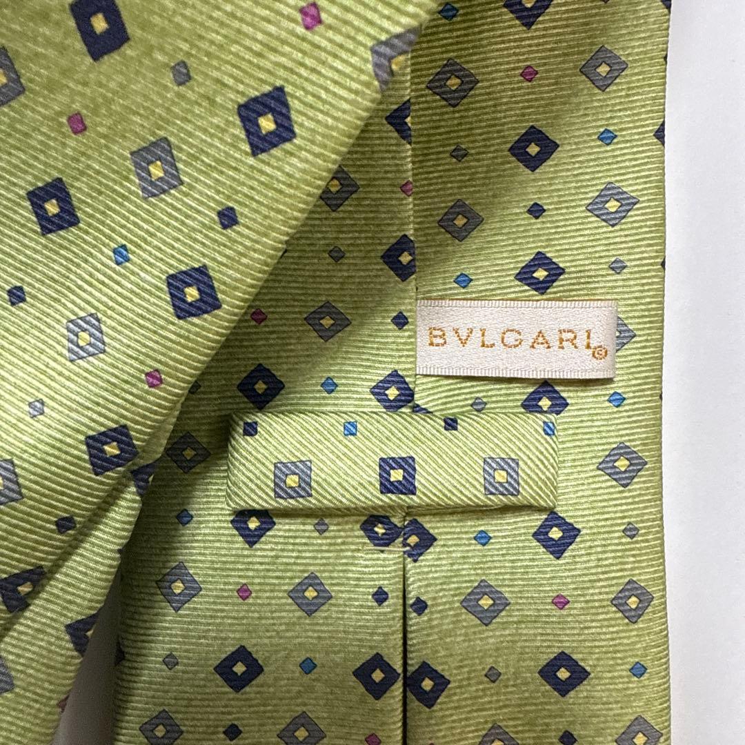 極美品　ブルガリ　ネクタイ　緑　ドット　セッテピエゲ