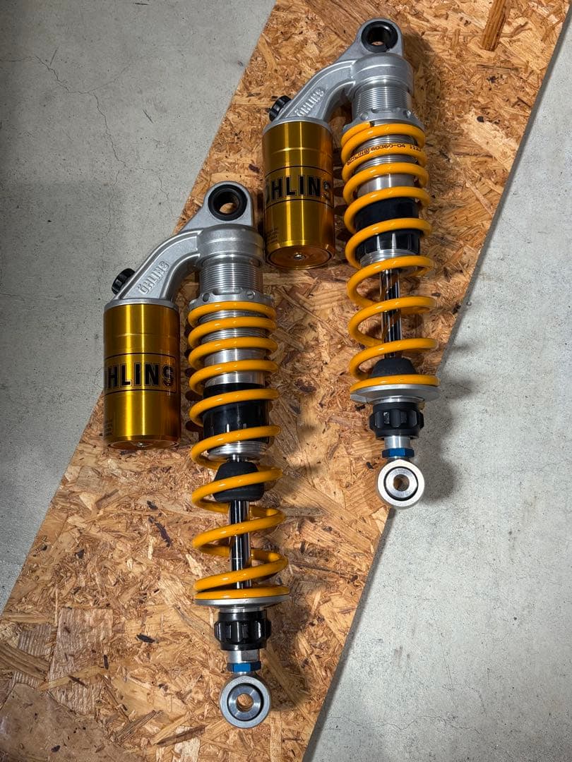 CB400SF NC39 OHLINSリアサス　nj