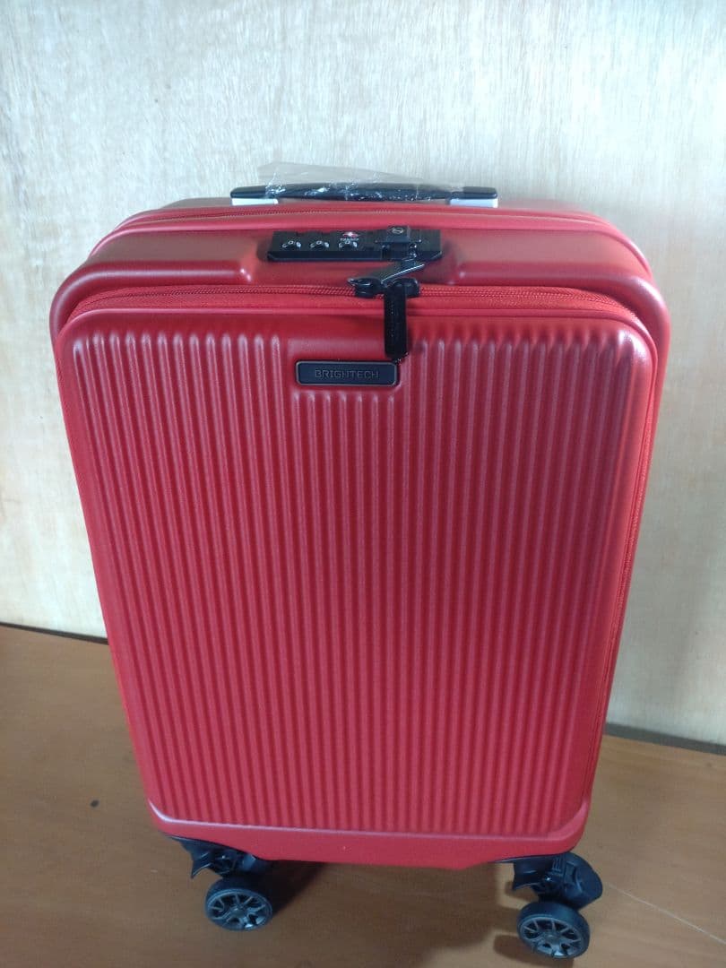 ブライテック BRIGHTECH キャリーケース　レッド　新品・未使用