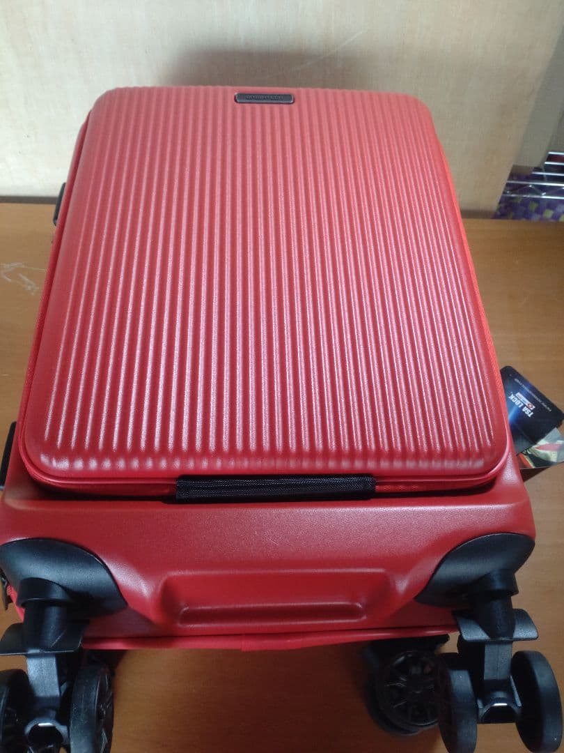 ブライテック BRIGHTECH キャリーケース　レッド　新品・未使用