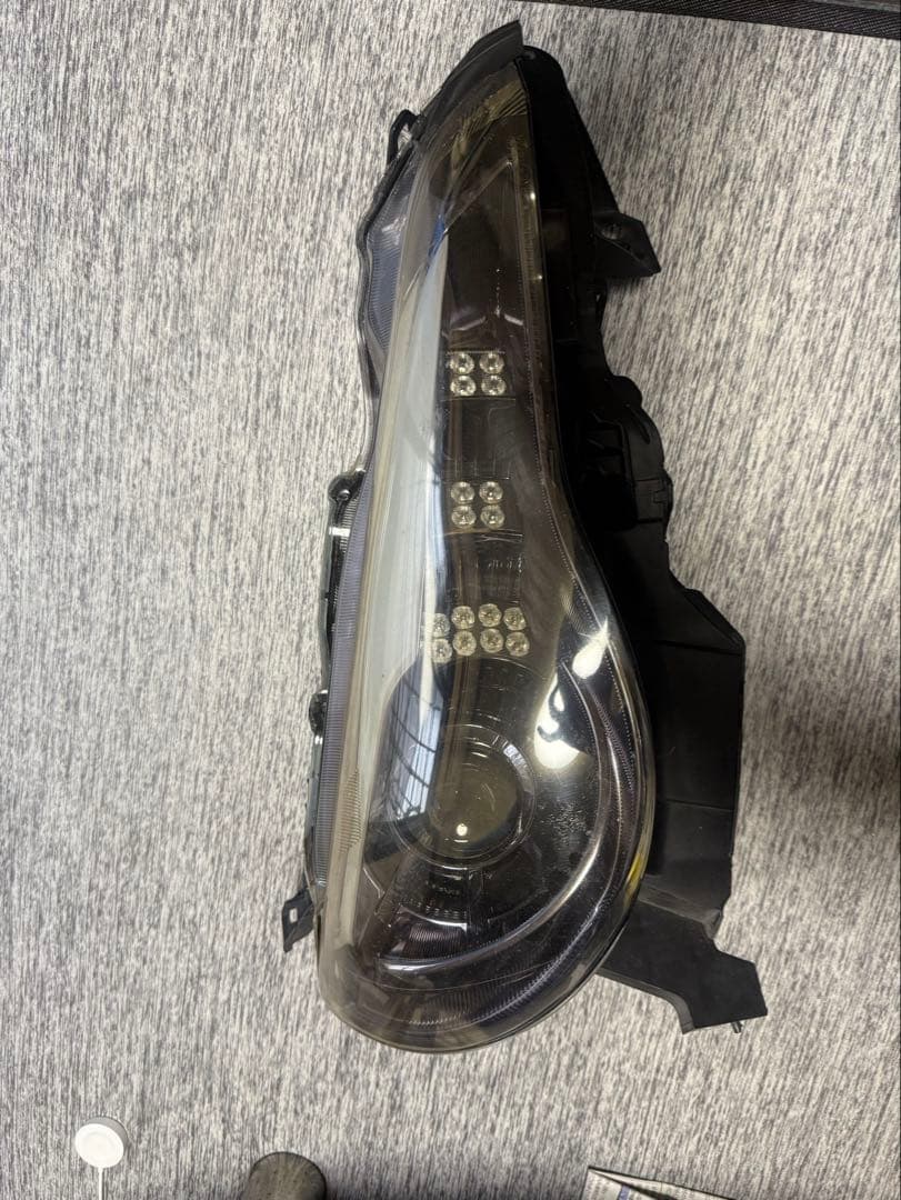 バレンティ 86BRZ ヘッドライト LED