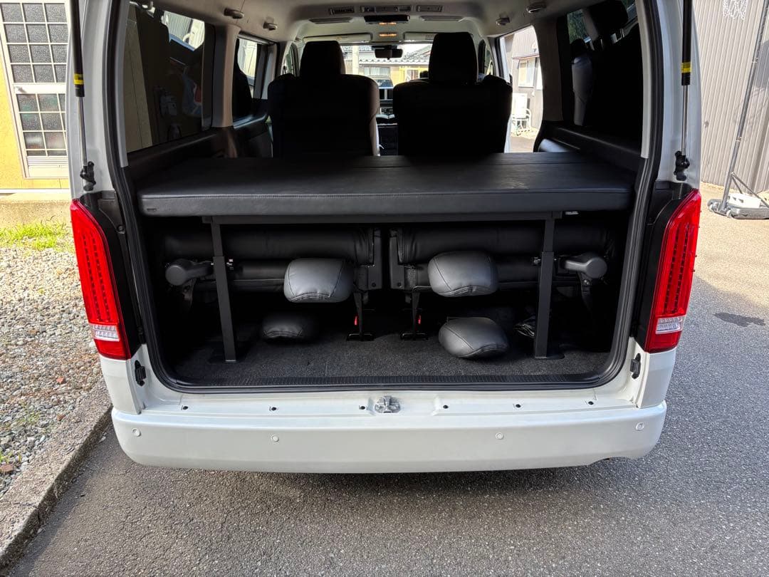 ハイエースワゴン ファインテックツアラーベッドキット