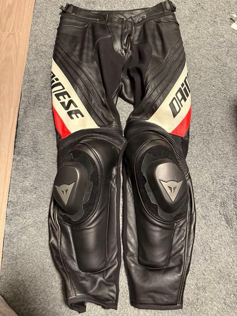 ダァちゃん　DAINESE 革ツナギ　上下セパレート　サイズ48