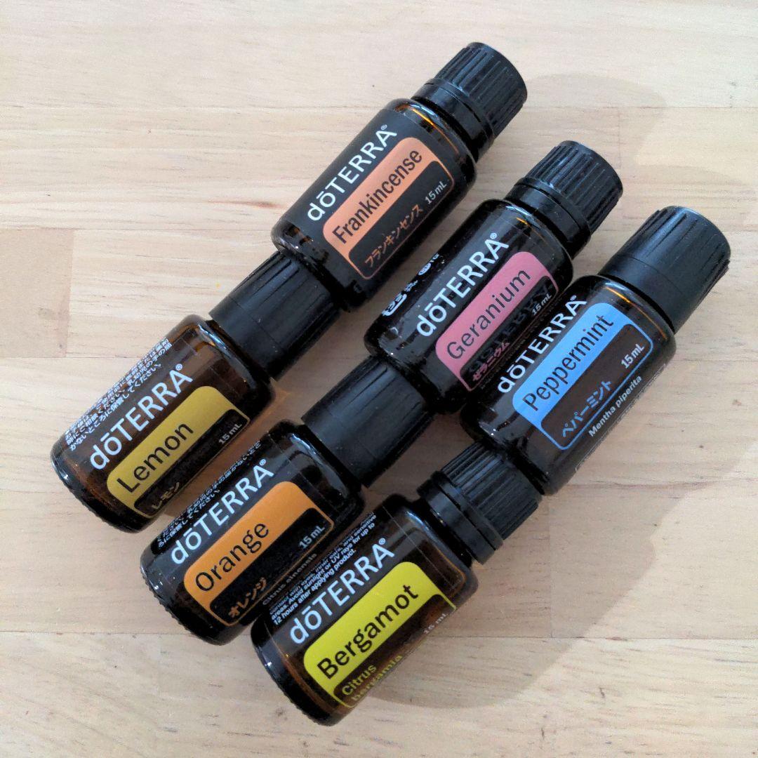 momo　ドテラ　doTERRA　エッセンシャルオイル6点　新品