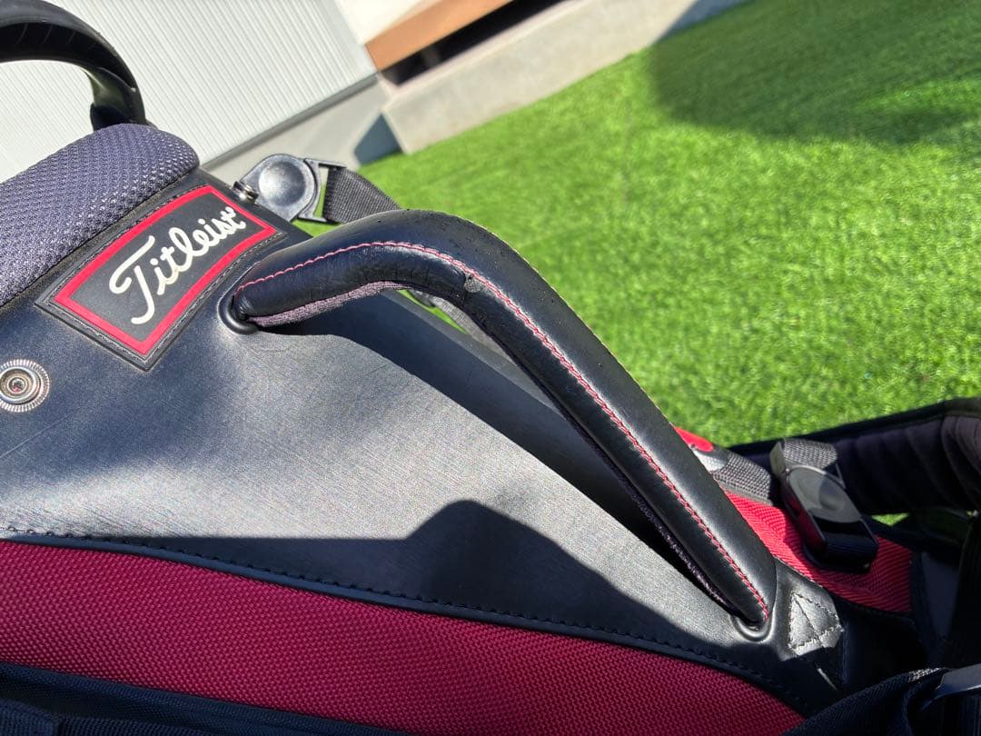 パ*地様 Titleist スタンドゴルフバッグ 黒/赤　9.5型