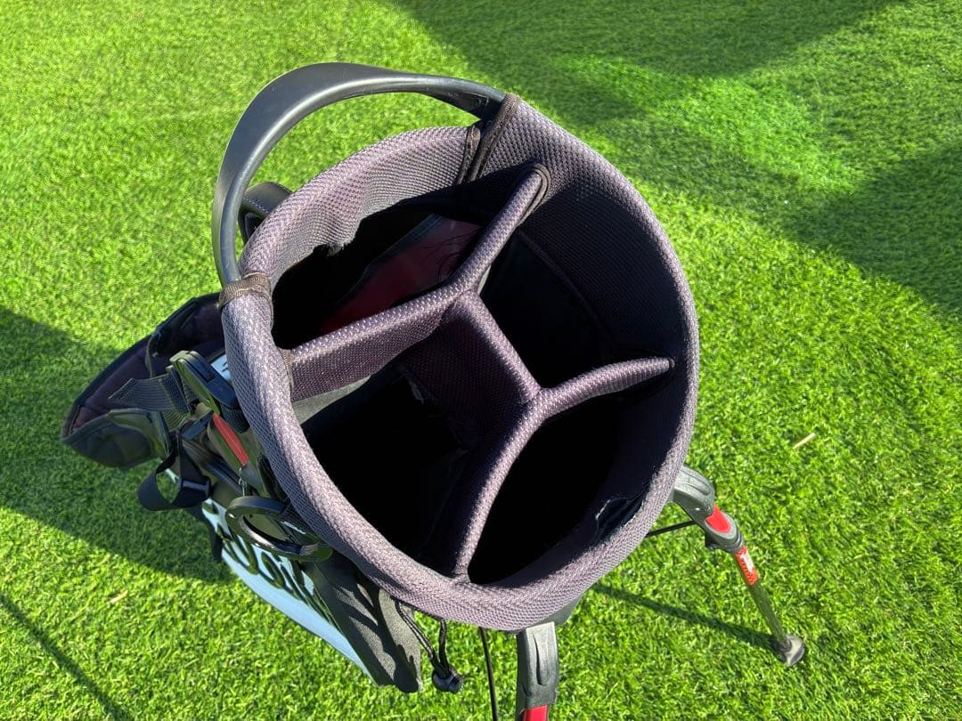 パ*地様 Titleist スタンドゴルフバッグ 黒/赤　9.5型