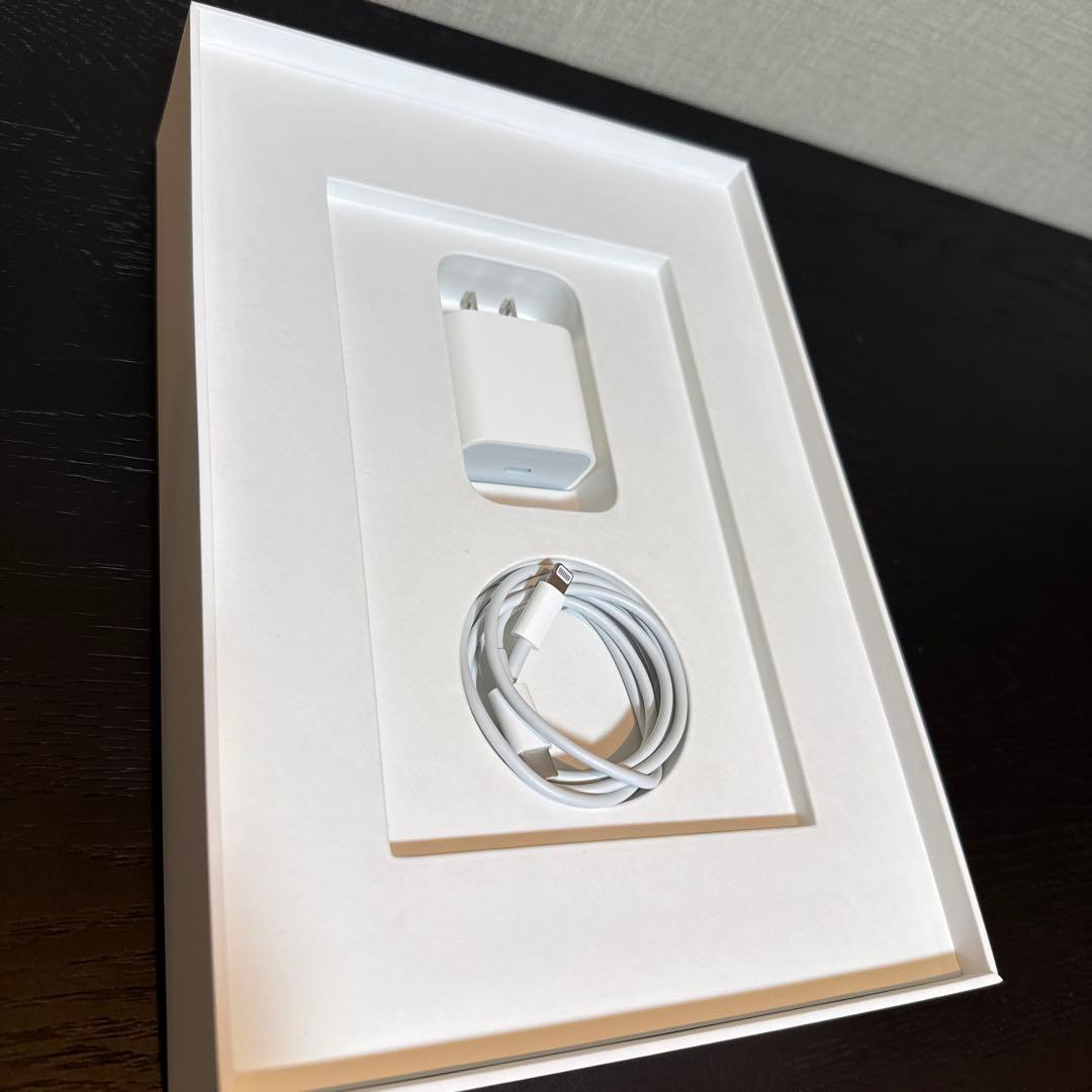 Apple iPad 第9世代 256GB wifiモデル 純正ケース付