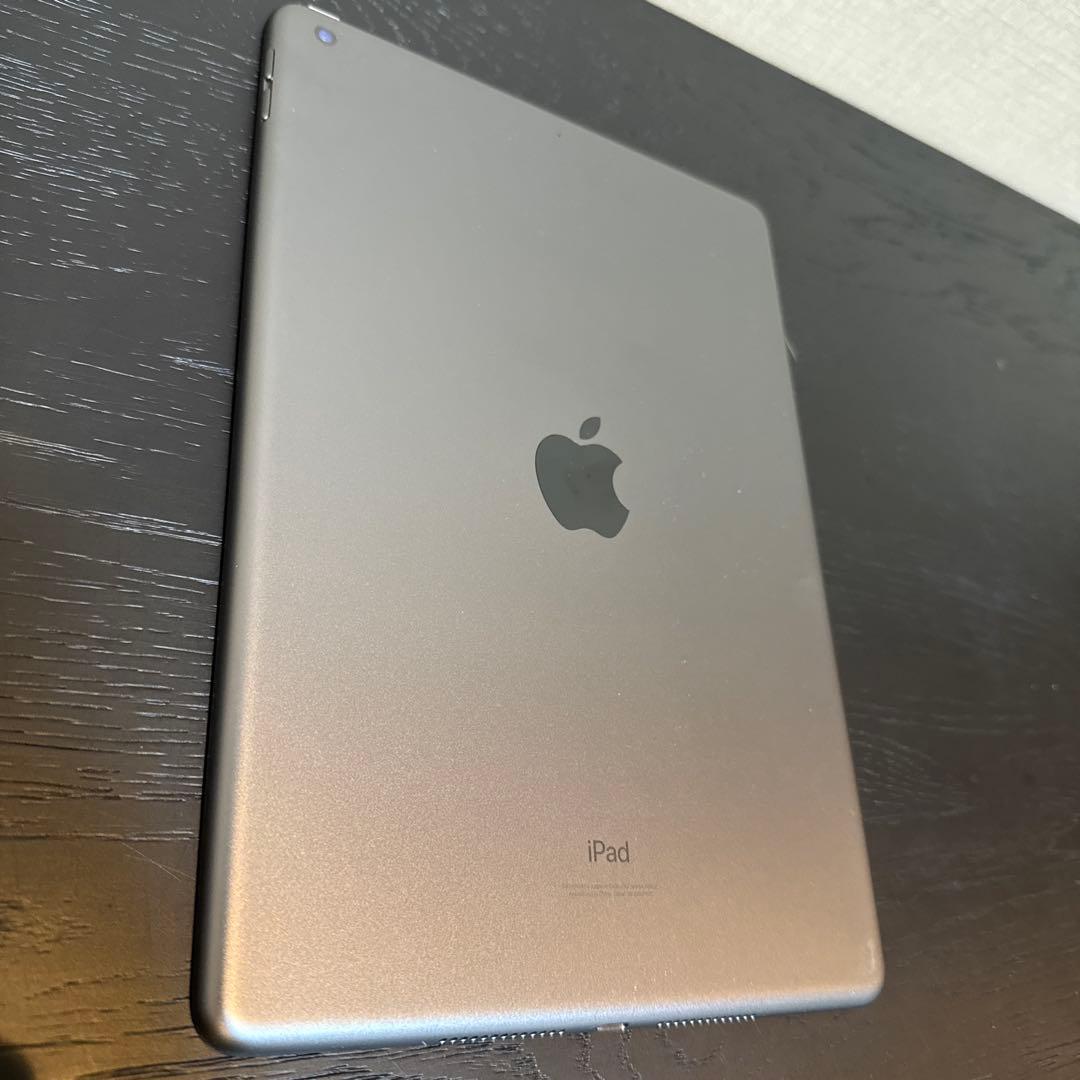 Apple iPad 第9世代 256GB wifiモデル 純正ケース付