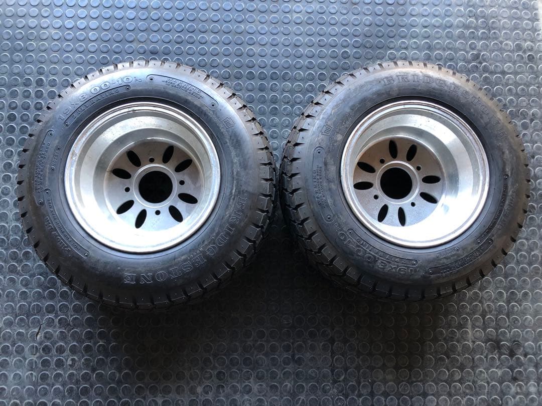 ジャイロ2スト 4穴　10インチワイドホイール　タイヤ未走行　PCD110