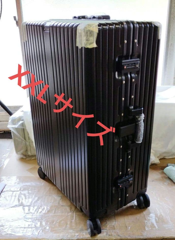 未使用 スーツケース XXLサイズ アルミフレーム キャリーケースTSAロック付