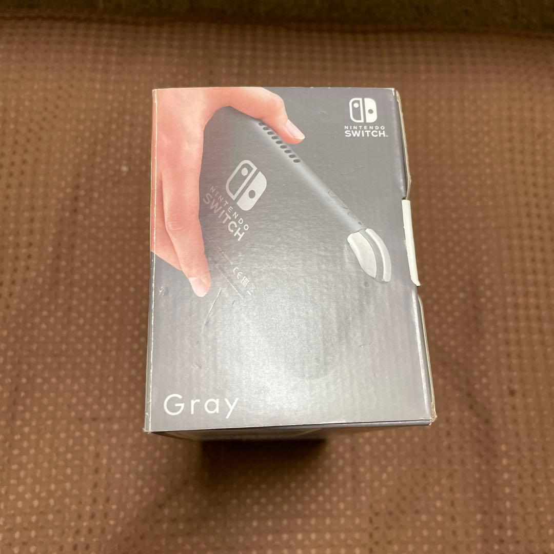 任天堂スイッチライト　グレー　中古