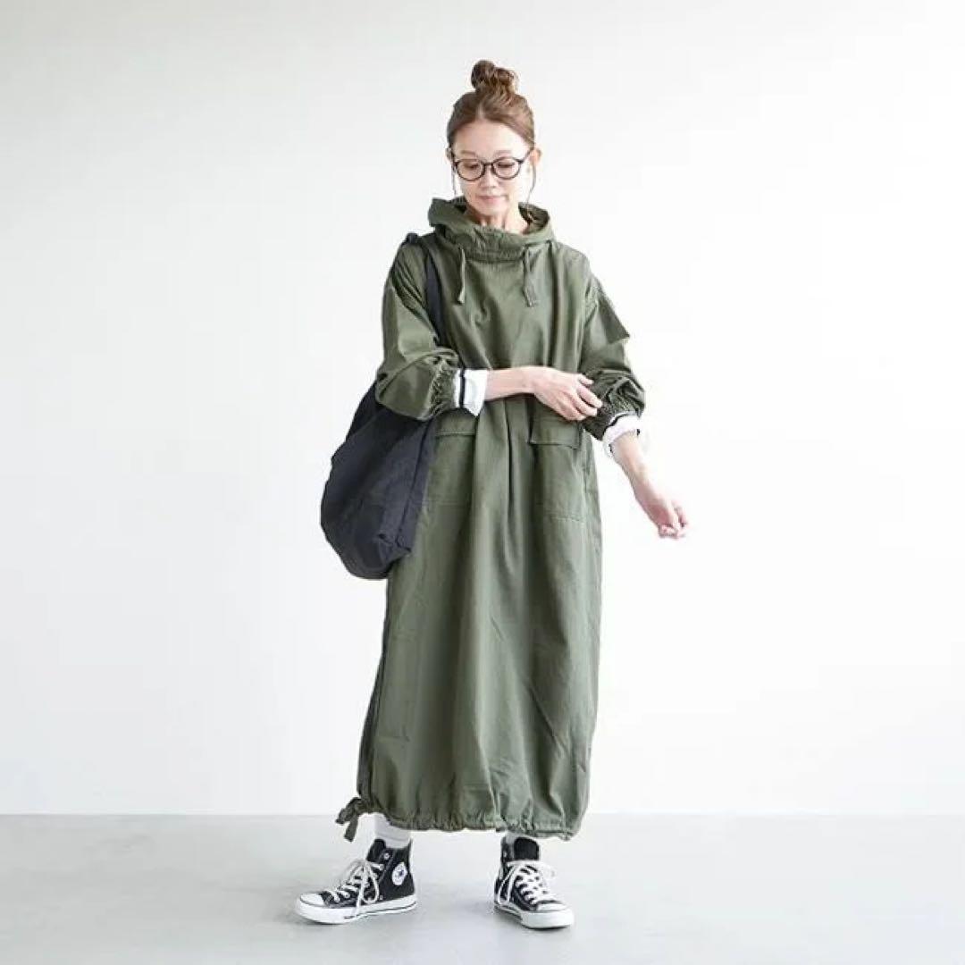 solamonat poche(ソラモナポッシェ)パーカーワンピース