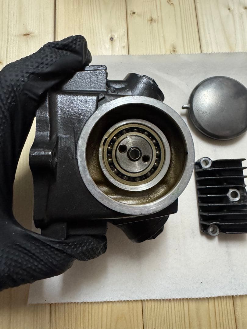 カブ90 純正シリンダーヘッド　HA02E