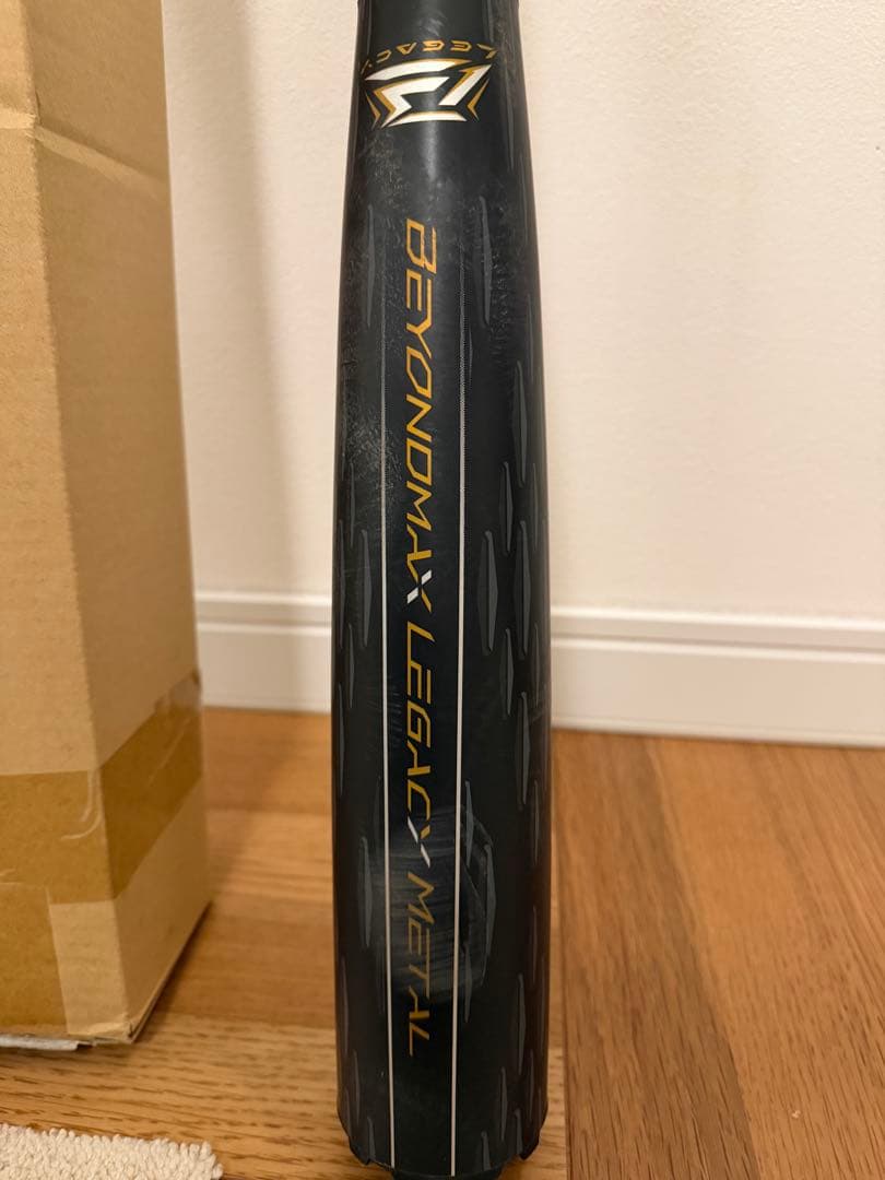 バット BEYOND MAX LEGACY L 83cm/730g