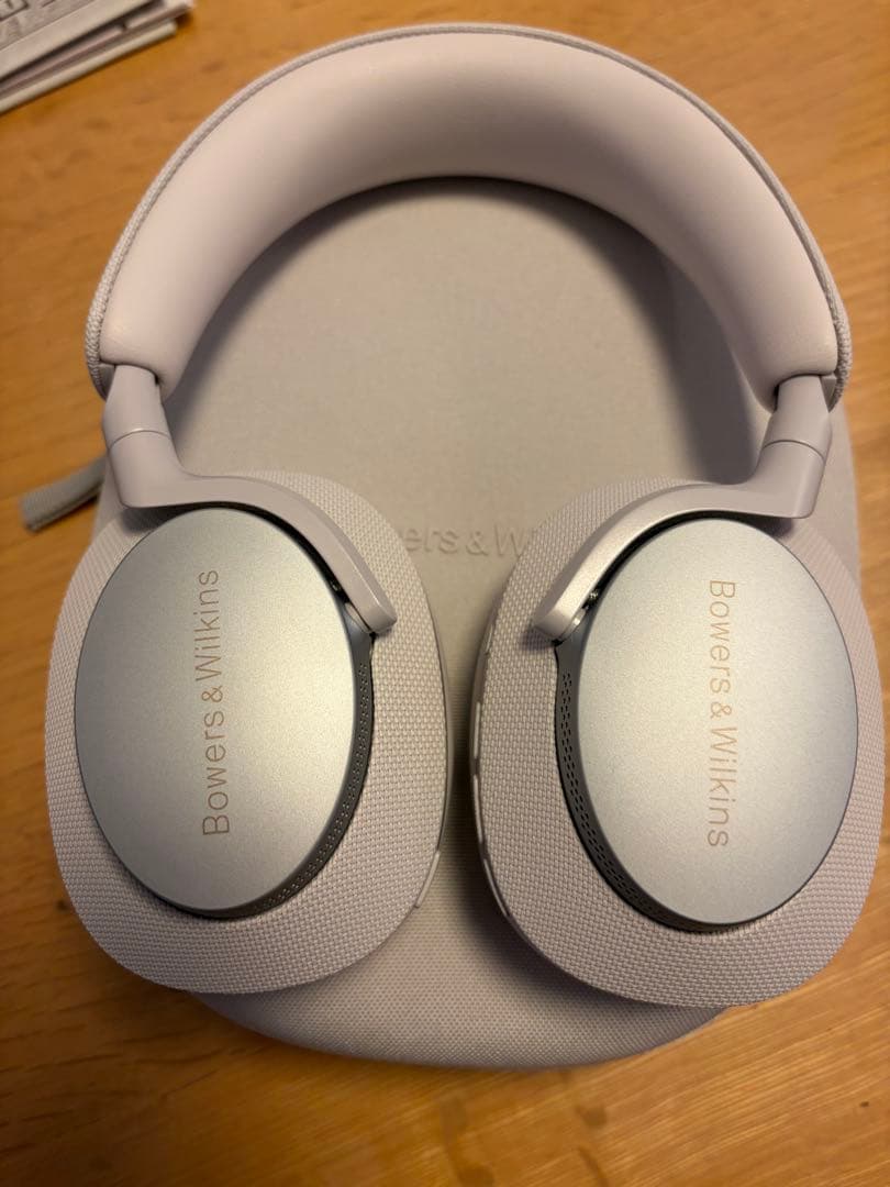 Bowers & Wilkins Px7 S2e ワイヤレスヘッドホン