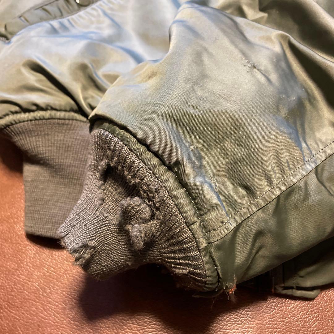 MA-1 米軍　当時物　破れ、補修が多数　サイズ不明