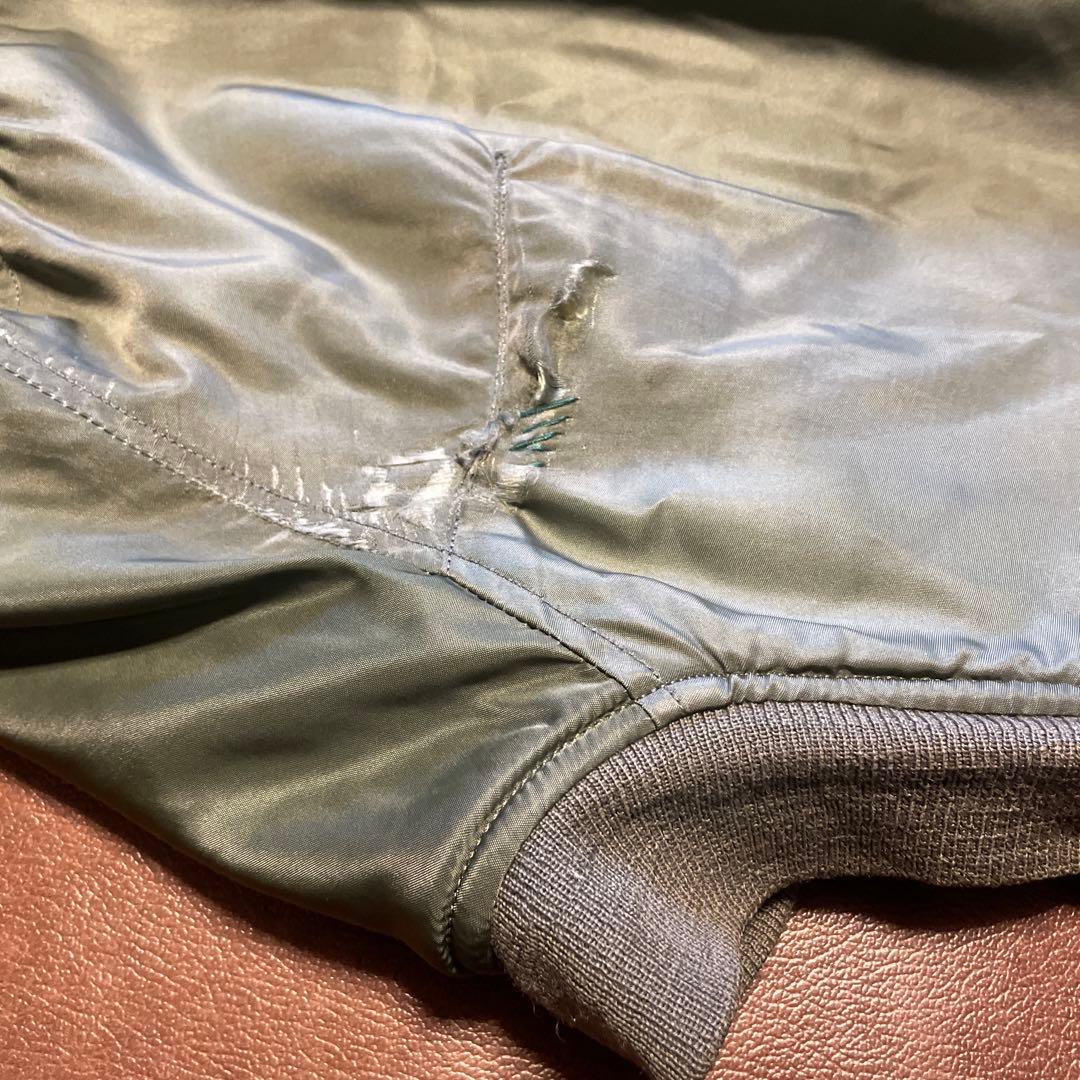 MA-1 米軍　当時物　破れ、補修が多数　サイズ不明