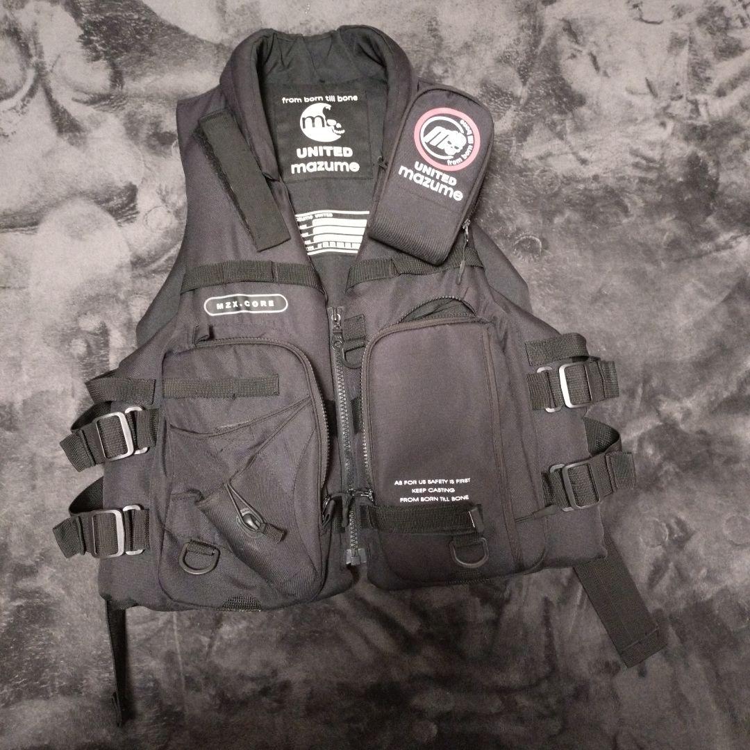 United Mazume ライフジャケット