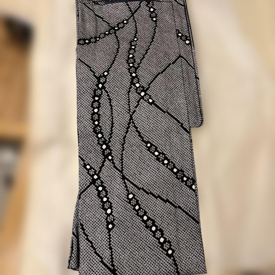 41 黒の総絞り　着物