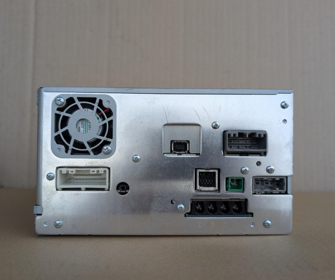 動作確認済　カーナビ NMZP-W64D 2013年地図