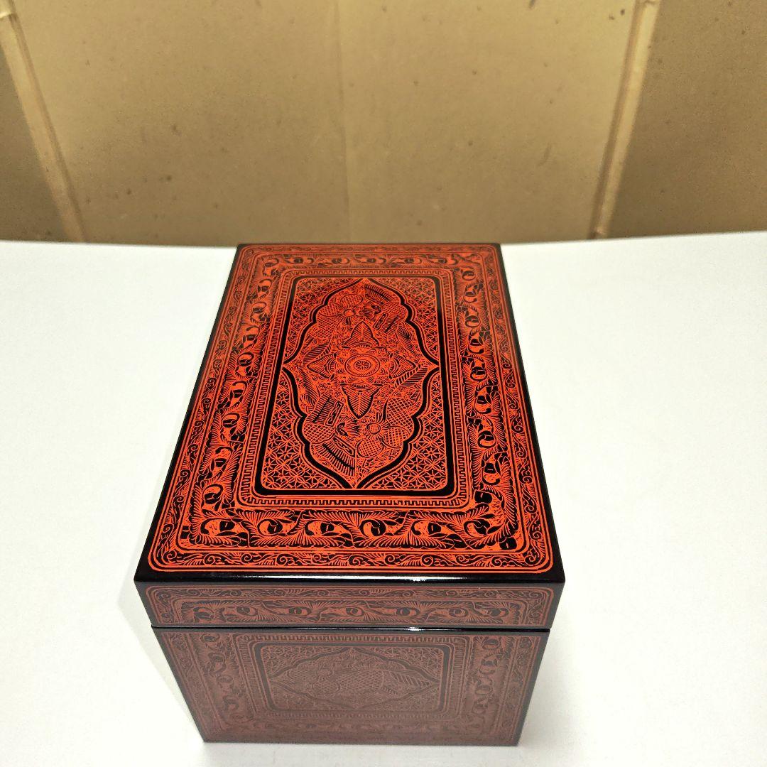 茶道具　きんま唐草文茶箱